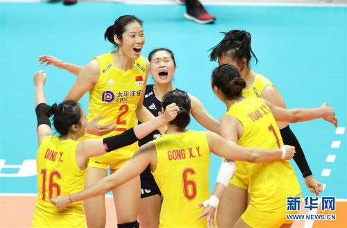 中国女排七连胜迎战美国3-0完胜 朱婷得分比美国四主攻还多