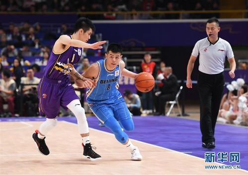 北京首钢绝杀北控上演CBA“麦迪时刻”朱彦西三分压哨