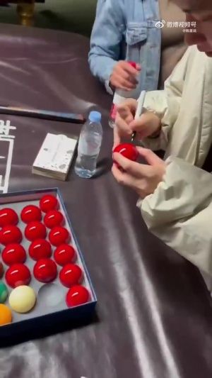 50万镑怎么花？赵心童调侃：50万已经花掉了，昨晚就花掉了